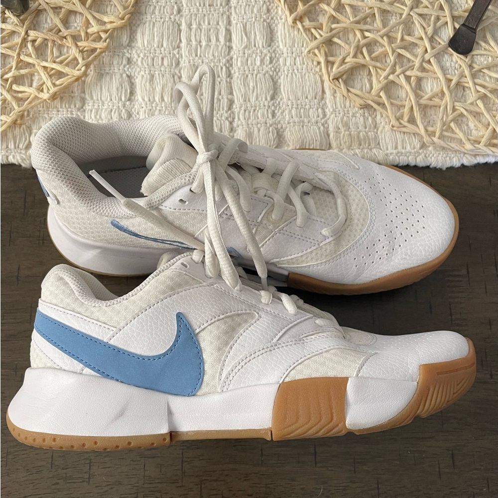 Nike Court Women’s  Tennis Pickleball Sneakers with Gum Sole